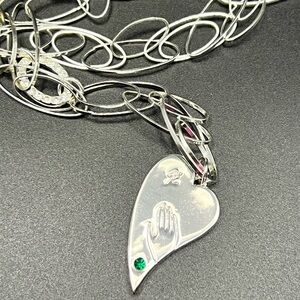 John Edward’s Silver Heart Pendant Necklace with Green Gem NIB
